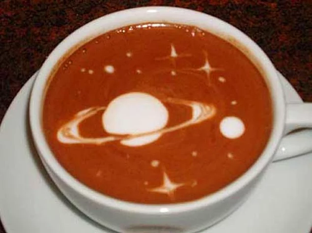 Kahvenizde açılan Wormhole'dan Satürn'e bir yolculuk gerçekleştirebilirsiniz.