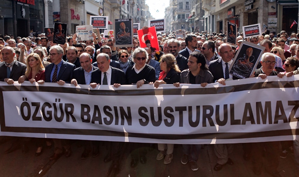 Gazetecilerden Baskı ve Saldırılara Tepki Yürüyüşü