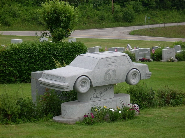 Bir trafik kazası sonucu yaşamı noktalanan yarışçı Joey Laquerre.