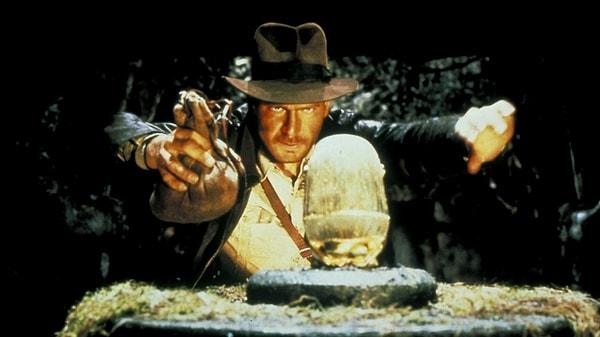 5. Indiana Jones serisi (1981) (1984) (1989) (2008)
