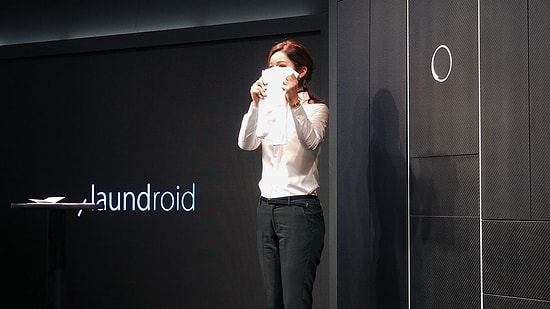 Tembeller İçin Geleceğin İcadı: Katlama Özelliği Olan Çamaşır Makinesi