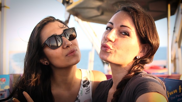 En İyi Arkadaşınız İle Neredeyse Evli Olduğunuzun Kanıtları