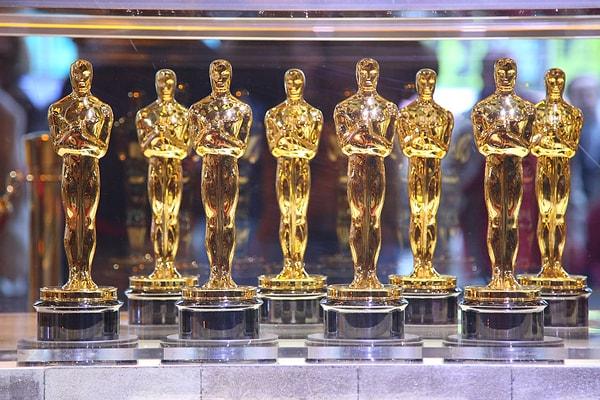 11. Filmin Yabancı Dilde En İyi Film Dalında Oscar adaylığına büyük şans verilirken Oscar’ı kazanmak için de favoriler arasında olması.