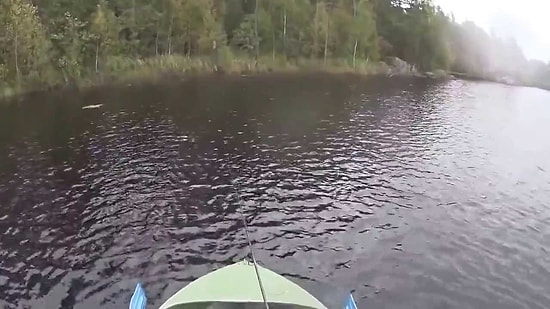 Balık Tutayım Derken Kayığı Batıran Beceriksiz Adam