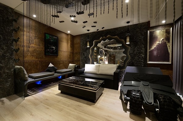 Снять номер можно за 200 долларов в сутки.