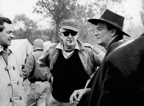 1. John Ford - John Wayne / 21 Film
