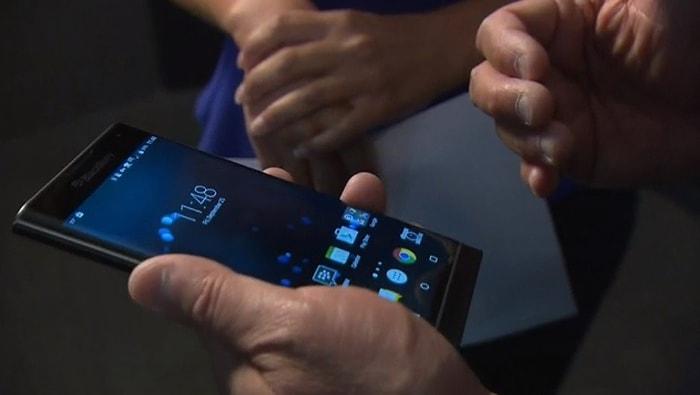 Blackberry'nin Son Kozu Android'li Priv Amerika'da Satışta