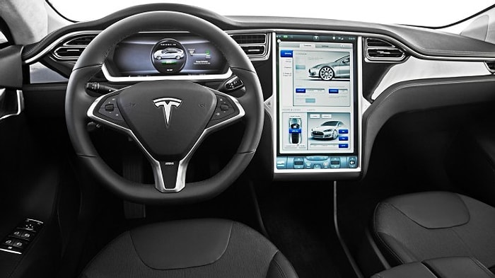 Tesla’nın Otopilot Aracı İstanbul Trafiğinde