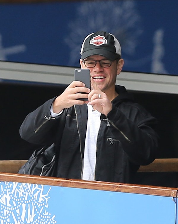 «Белла, посмотри на папочку, улыбочка!»