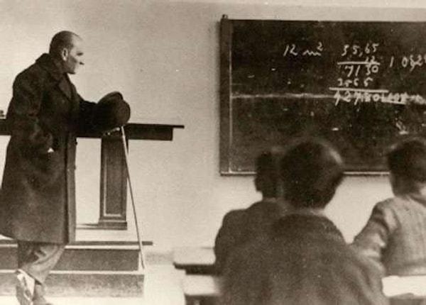 2. Atatürk'ün dünyada "başöğretmen" sıfatlı tek lider olduğunu,