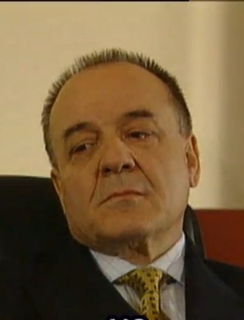 Kral (Çetin Tekindor)
