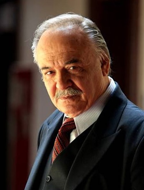 Kral (Çetin Tekindor)