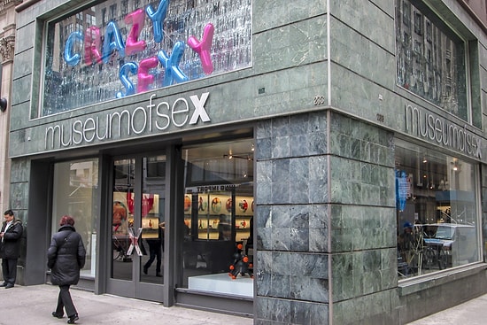Прогуляемся по Музею секса в Нью-Йорке