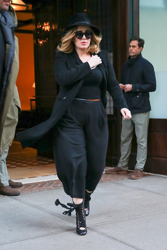 ВНИМАНИЕ ВСЕМ: Адель почтила Нью-Йорк своим присутствием