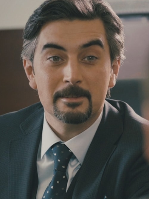 Eisenheim(Edward Norton) / Ali İhsan Varol