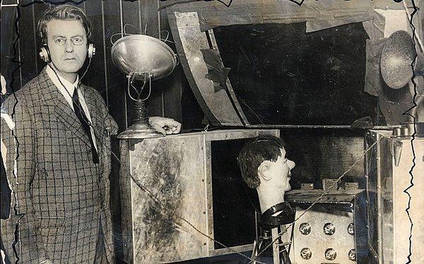 4. Televizyonu icad eden İskoç mucit; ilk televizyonunu parası olmadığı için lavabo ve çay tenekesi kullanarak yapmıştır.