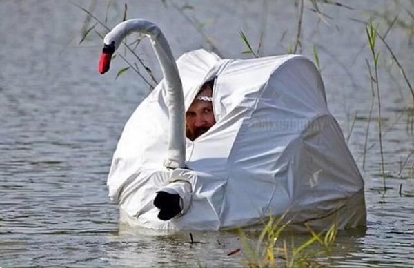 Когда ваша подружка идет на йогу в парк, вы ненароком оказываетесь рядом