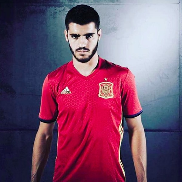 Альваро Мората.