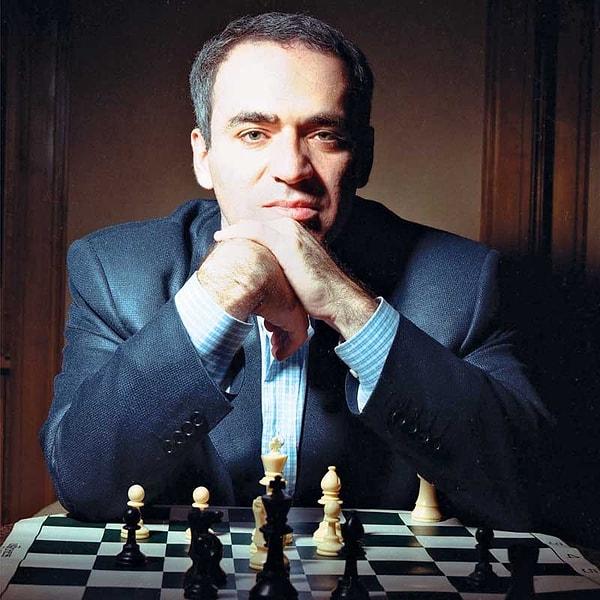 15. Satranç büyükustası Garry Kasparov