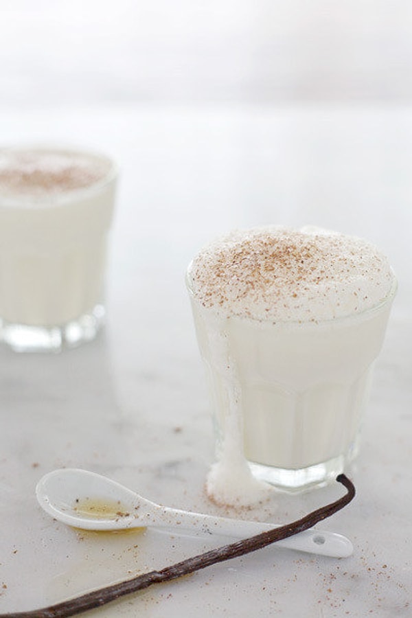 15. Молочный пунш с добавлением Бурбона.