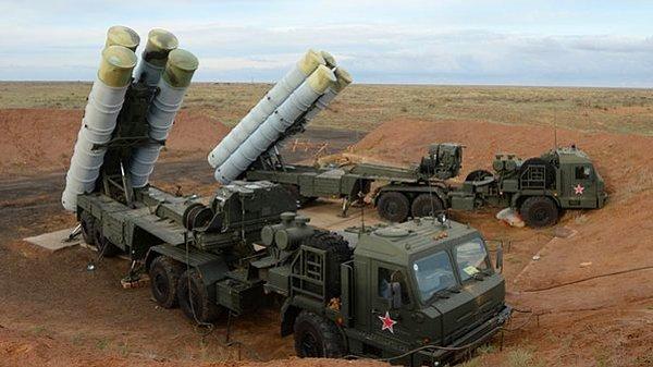 Rusya, Suriye'ye S-400 SAM hava savunma sistemi yerleştiriyor...