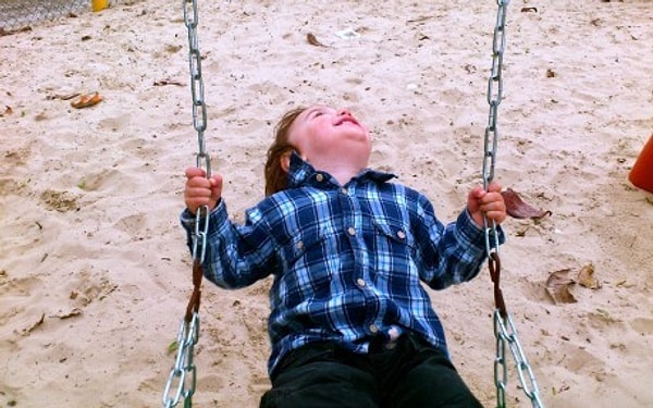 9. Обнимайте чаще ребенка внутри себя