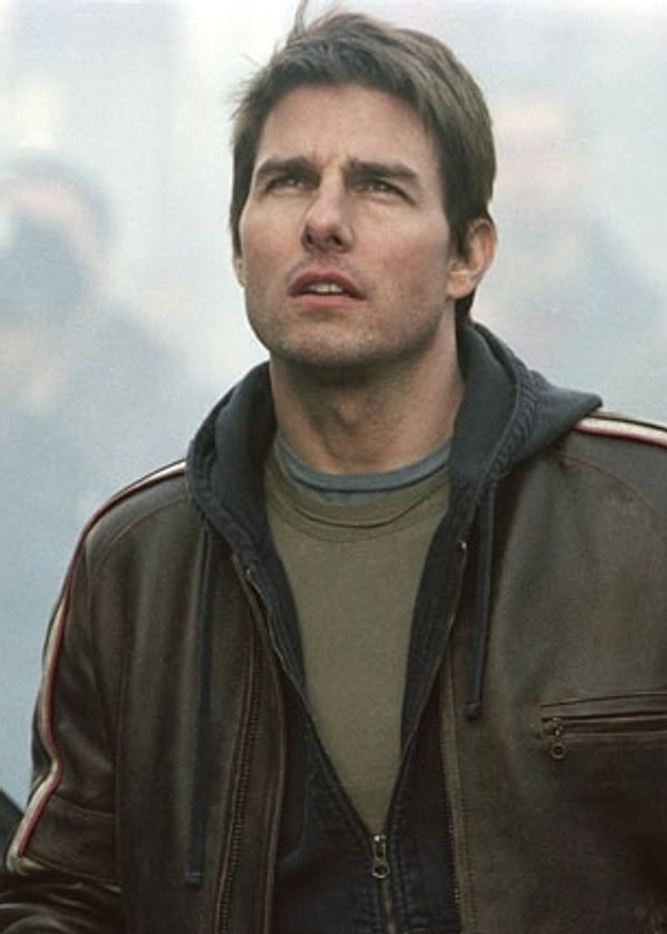 15. Tom Cruise (33-43-53)