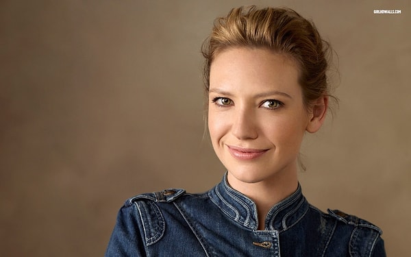 14. Anna Torv - "Грань"