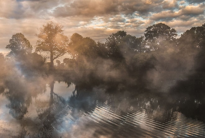 Два мира, запечатлённых на одной фотографии