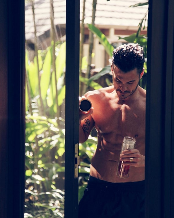 12. Еще один красавец, подавленный не только жаждой, но и неведомой тоской.