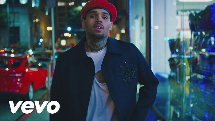 Chris Brown, Bilim Kurgu Tadındaki "Fine By Me" Klibini Yayınladı