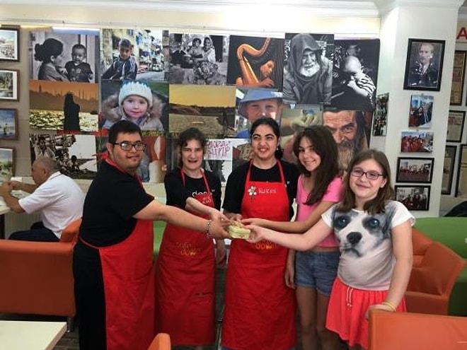 Hemen Bugün İstanbul'un En Özel Mekanı Down Cafe'yi Ziyaret Etmek İçin 8 Neden