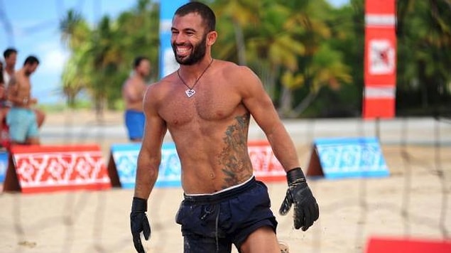 4. Muay Thai, boks, kick boks, jiujitsu ya da MMA sporlarının modasına kapılmayı deneyin.