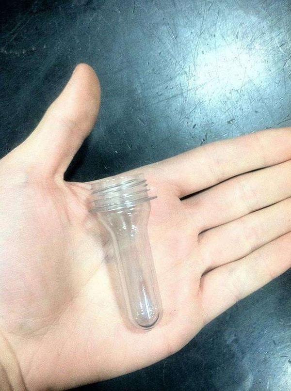 9. Plastik bir şişenin ilk hali.