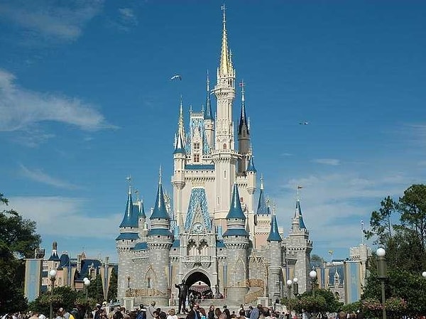1. Парк Disney