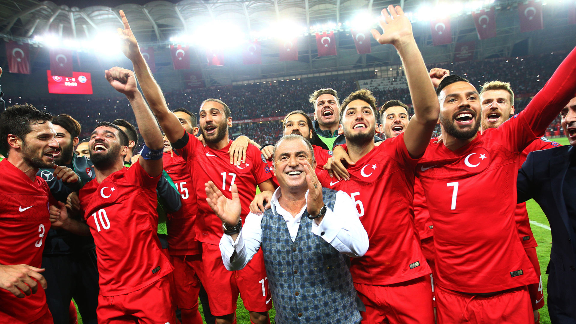 Okuryazar okumayı ğretmeyecek ve kstebek kartal yetiştirmeyecek Okuryazar okumayı ğretmeyecek ve kstebek kartal yetiştirmeyecek