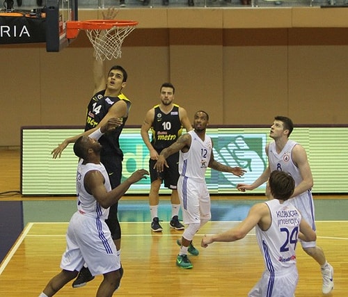 İstanbul BBSK 67-90 Fenerbahçe