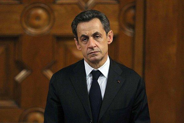 Sarkozy: 'Parlamento yolu kapanırsa tartışma sokağa iner'