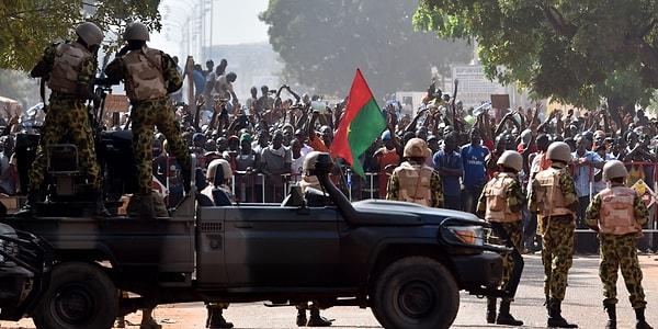 31. 17 Eylül | Demokrasinin Kara Günü: Burkina Faso'da Ordu Yönetime El Koydu