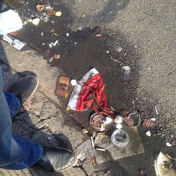 Потерянную во время празднества шапку можно понять.