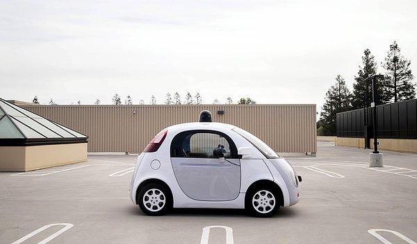 5. Google'ın kendi kendine giden arabasının bir prototipi, basına tanıtılıyor. Mountain View, California. 29 Eylül 2015.