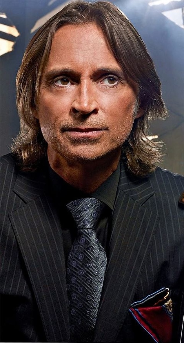 6. Robert Carlyle