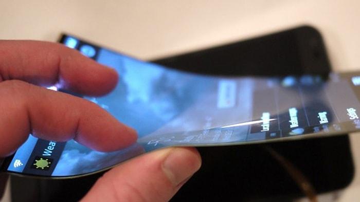 LG Kavisli Ekranlı Yeni Bir Telefon Hazırlığında