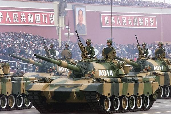 Çin tankları Washington'da! Kaybettin!