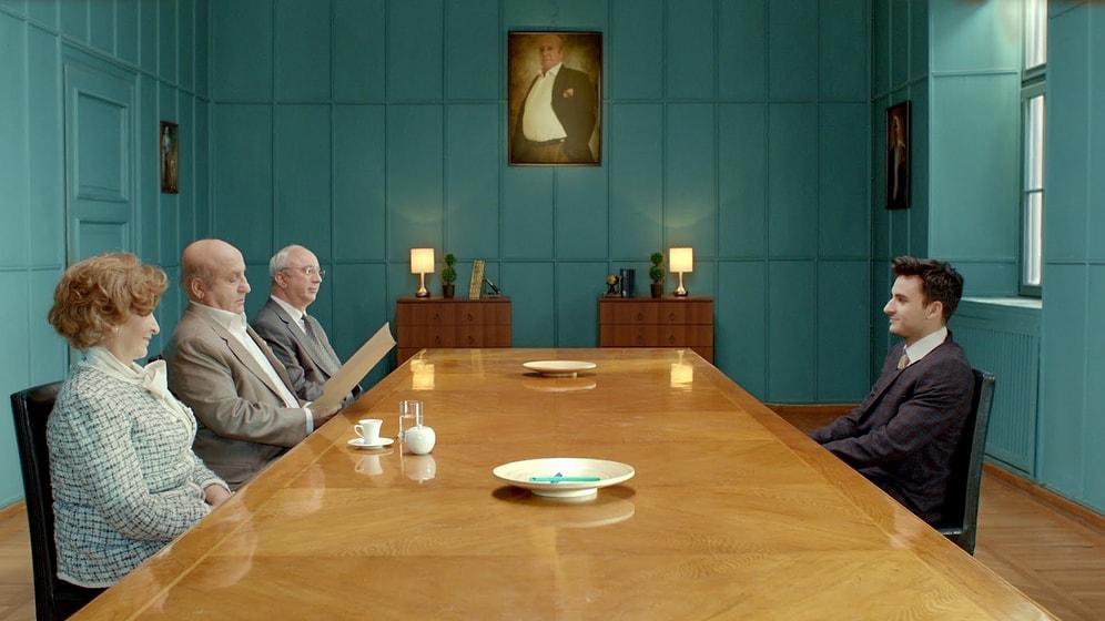 İş Görüşmesinde Ne Giyeceğimi Bilemiyorum!