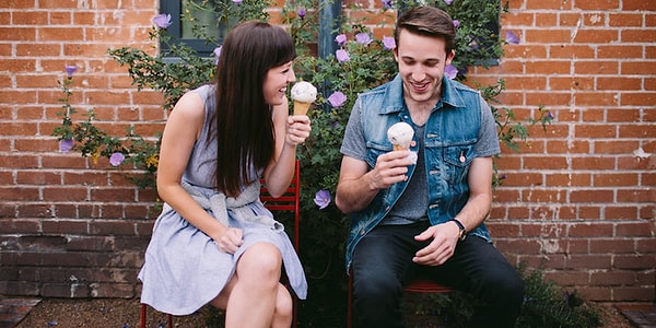 9. Парень, который решил, что у вас отношения после первого свидания