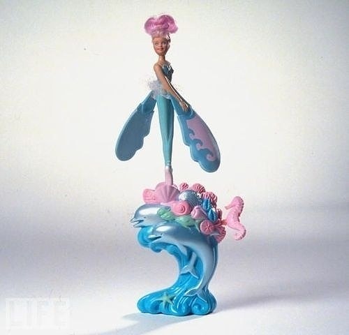Barbie ya da Action Man.