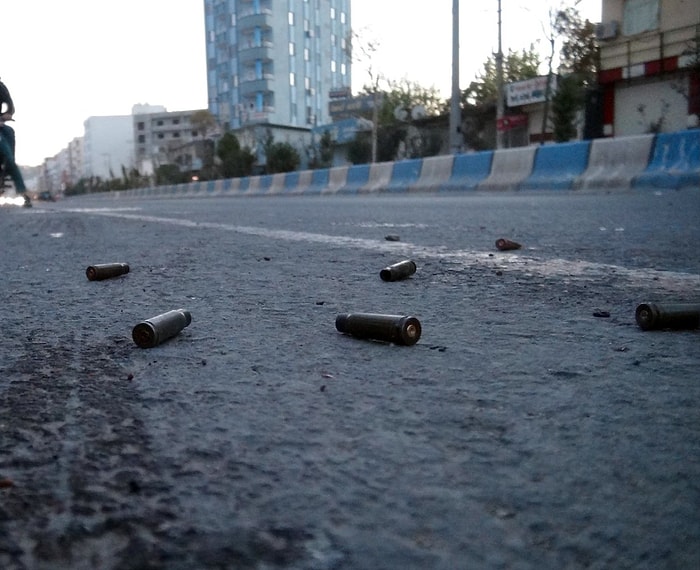 Cizre'de Ensesinden Vurulan 5 Yaşında Bir Çocuk Hayatını Kaybetti