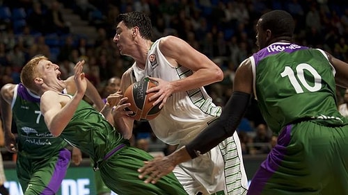Malaga 70-62 Darüşşafaka Doğuş