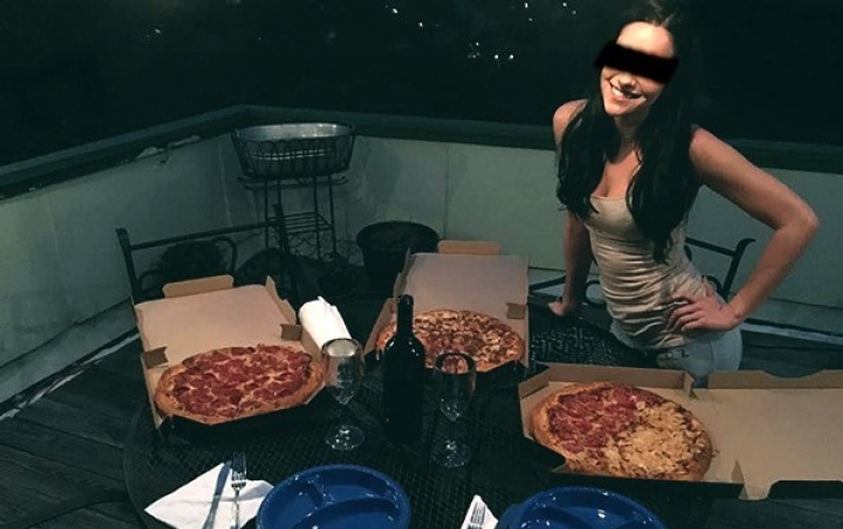 She ordered. She ordered a pizza to save her mom&#039;s life.